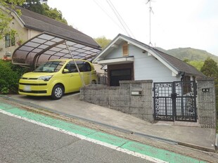 名塩山荘戸建の物件外観写真